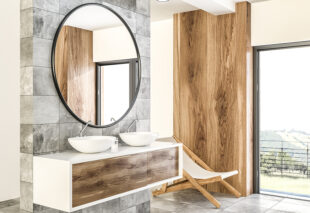 Kann man in einem Badezimmer Fliesen in Holzoptik verlegen